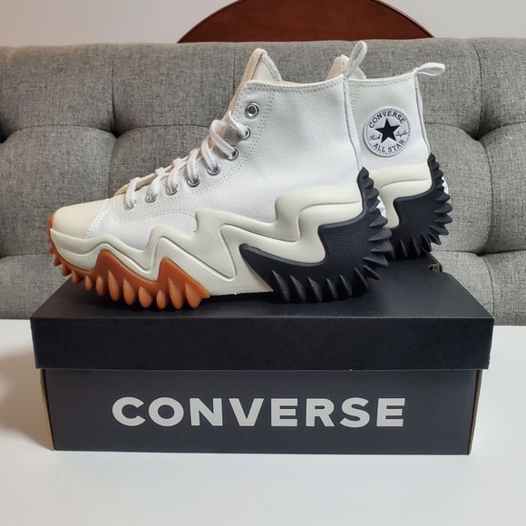 Converse Shoes - BNIB Converse Run Star Motion Hi - White